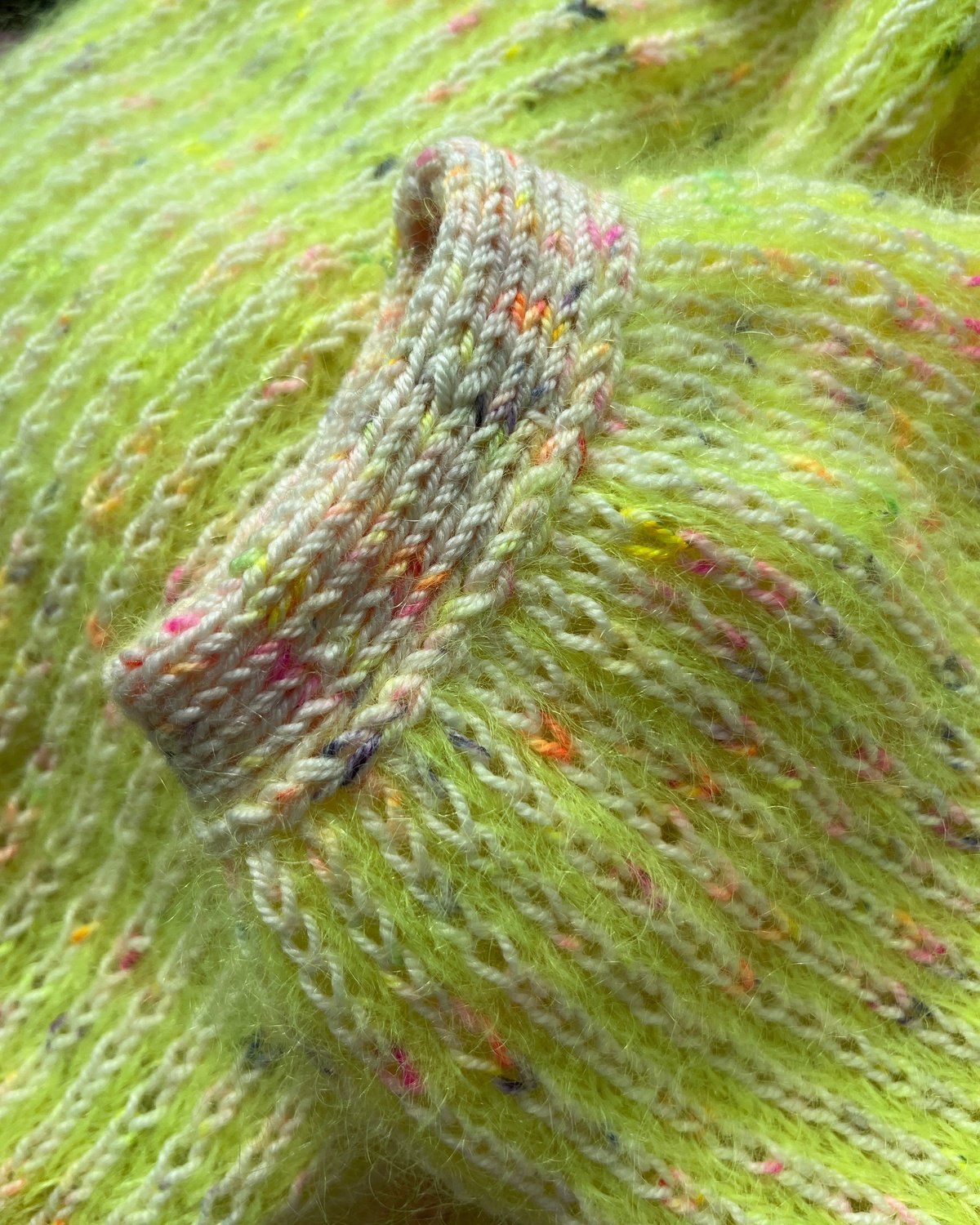Champagne Supernova Sweater Deutsch
