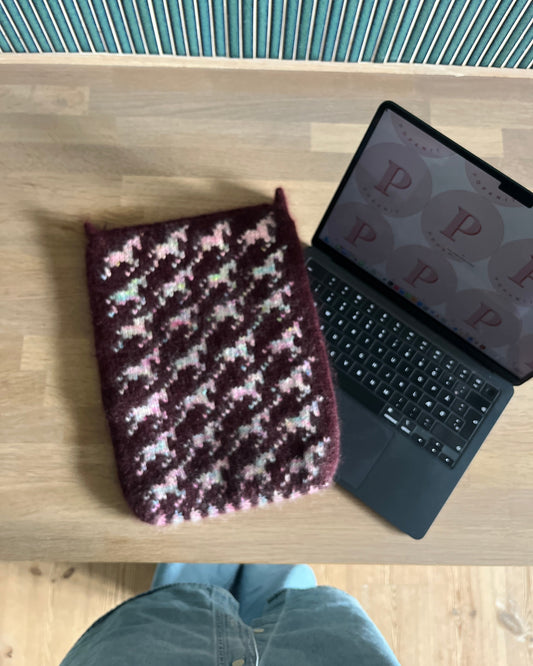 Wild Horses Laptop Sleeve Dansk