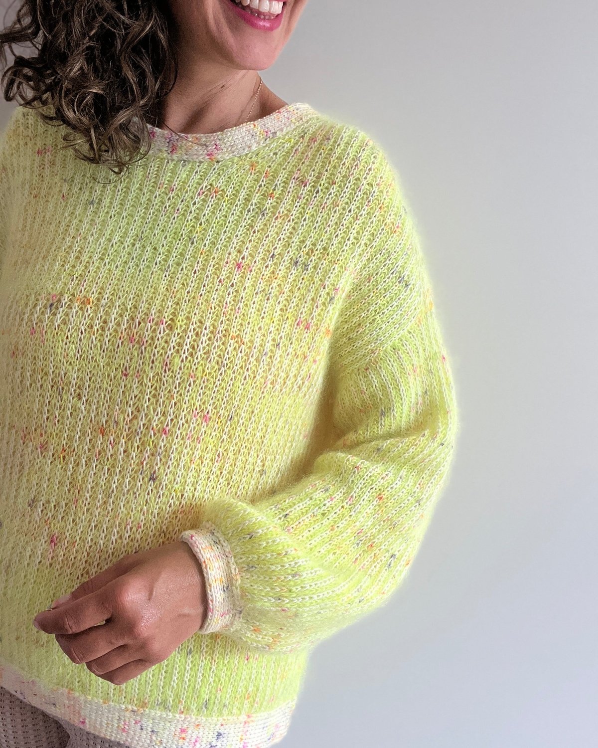 Champagne Supernova Sweater Deutsch
