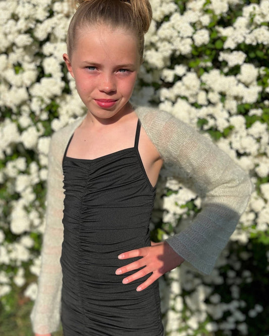 Straight Up Bolero Junior Dansk Popknit strikkeopskrift