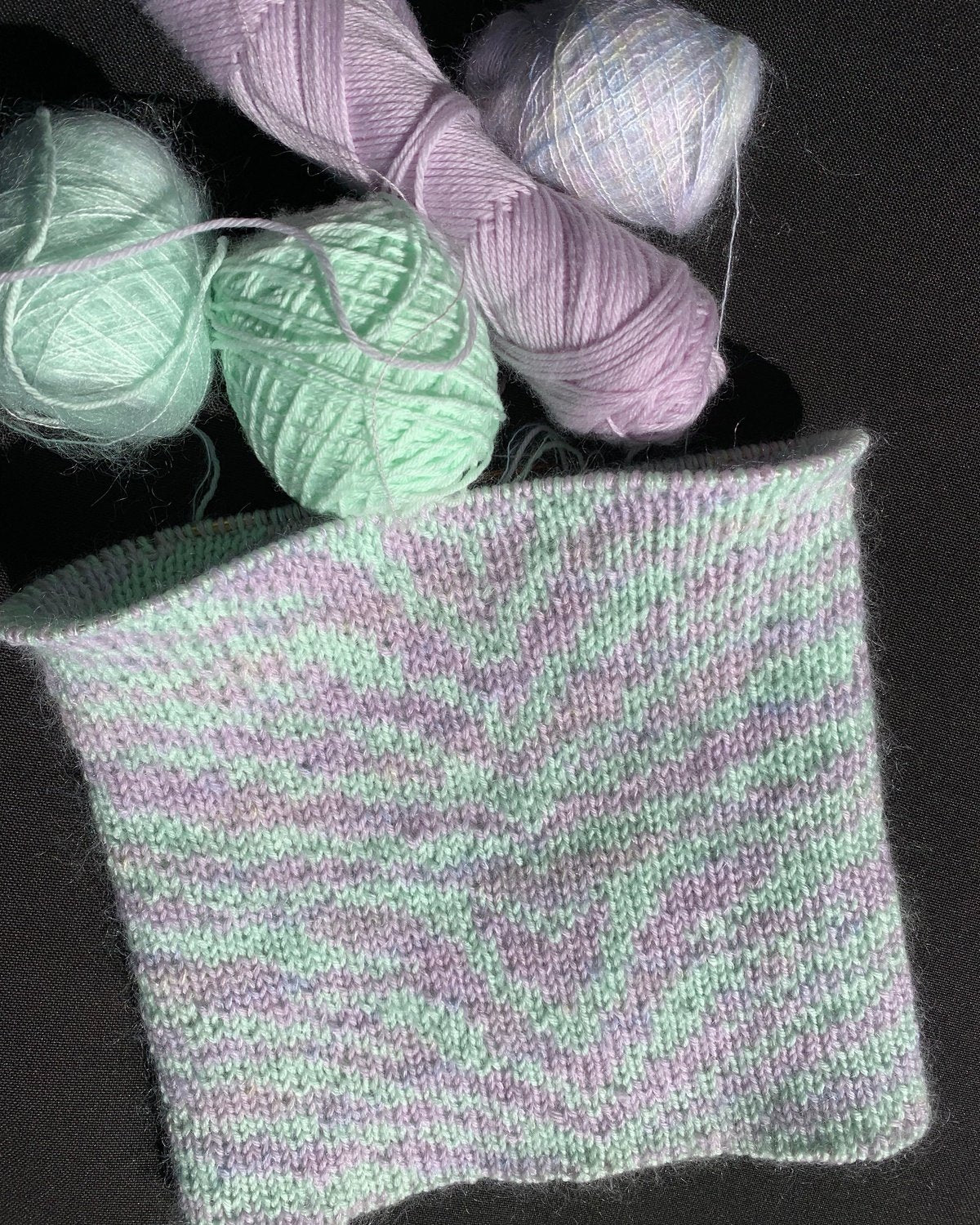 Zebra Beanie English Popknit knitting pattern