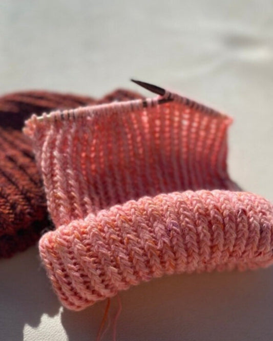 Love On The Brain Beanie Dansk Popknit strikkeopskrift