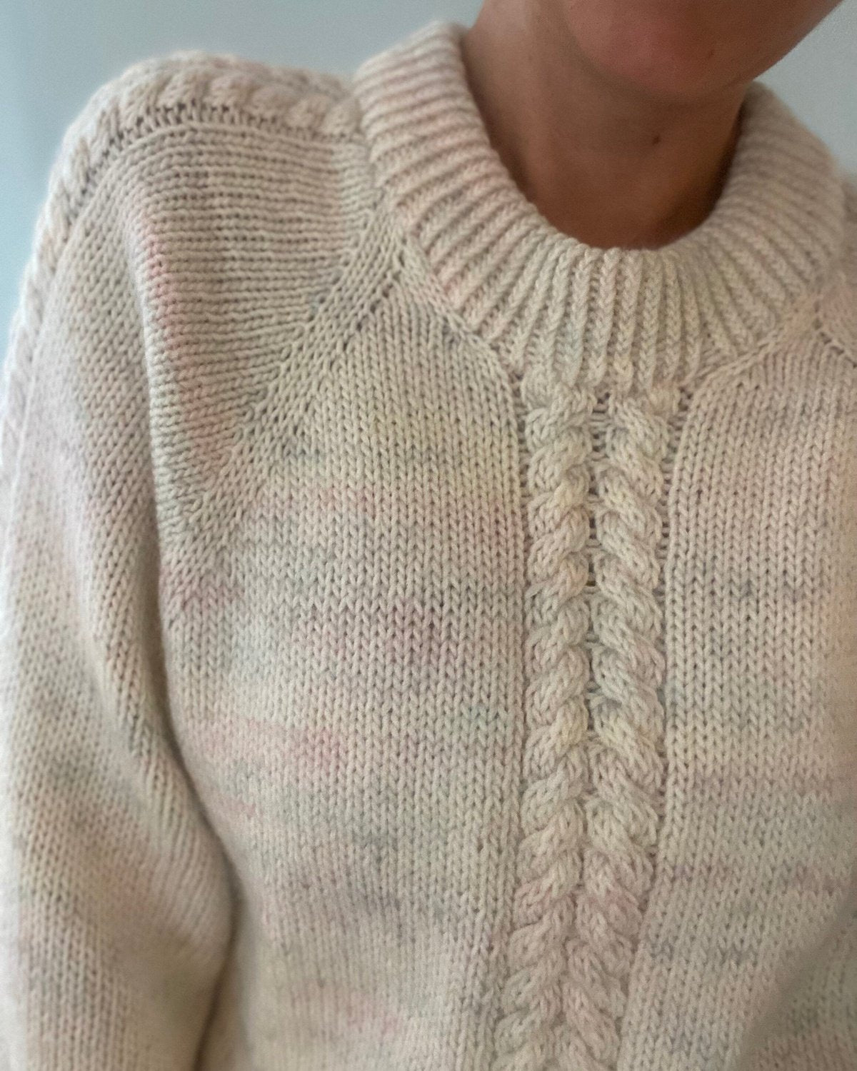 Twist and Shout Sweat Suit Norsk Popknit strikkeoppskrift