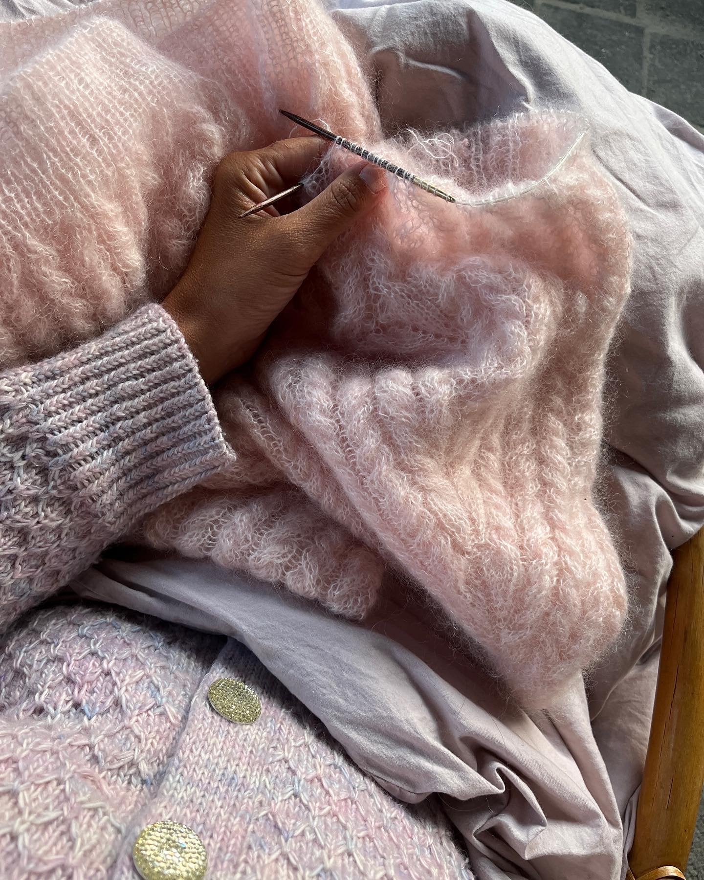 Twist and Shout Tee Norsk Popknit strikkeoppskrift