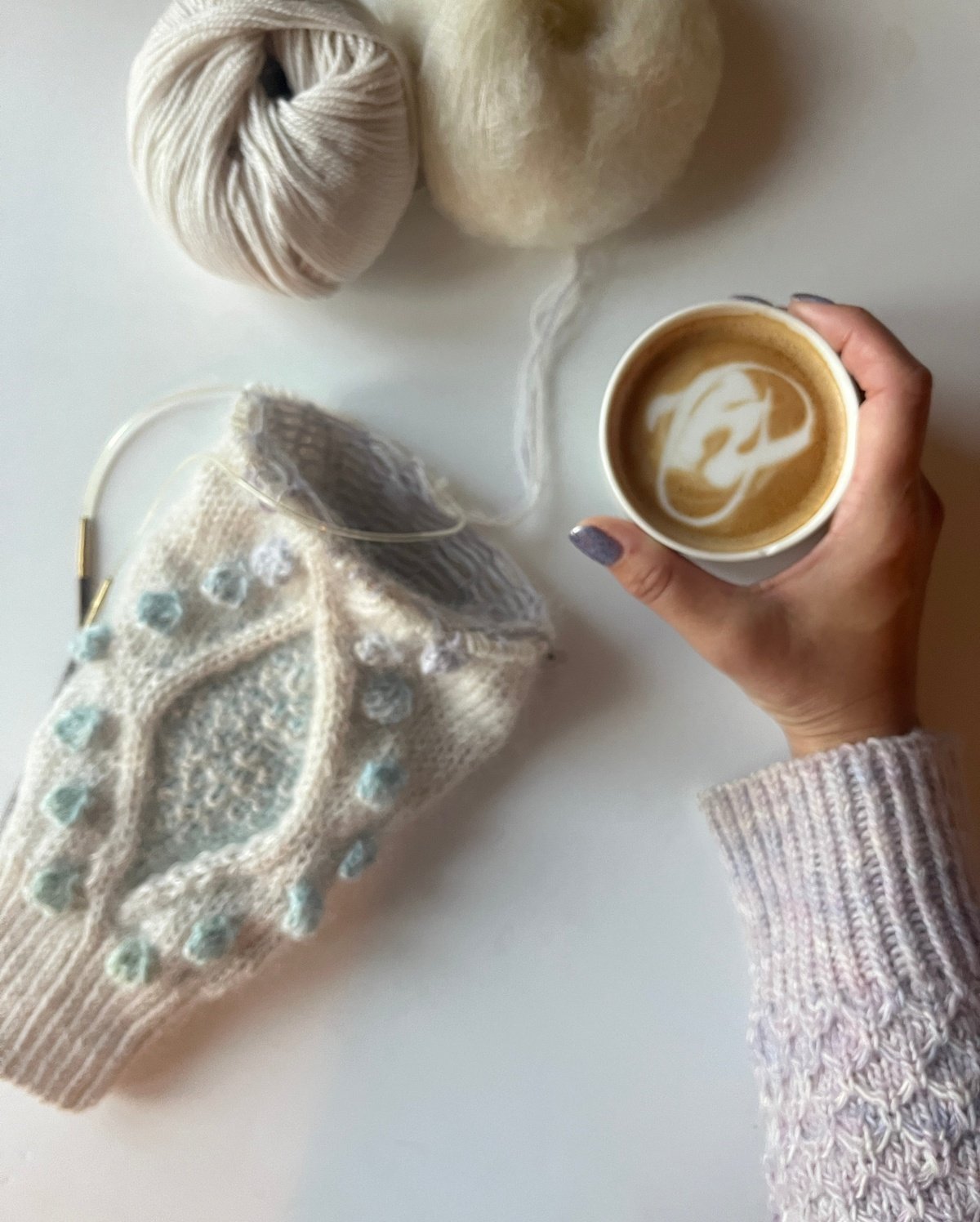 Diamonds And Pearls Sweater Colour Dansk Popknit strikkeopskrift