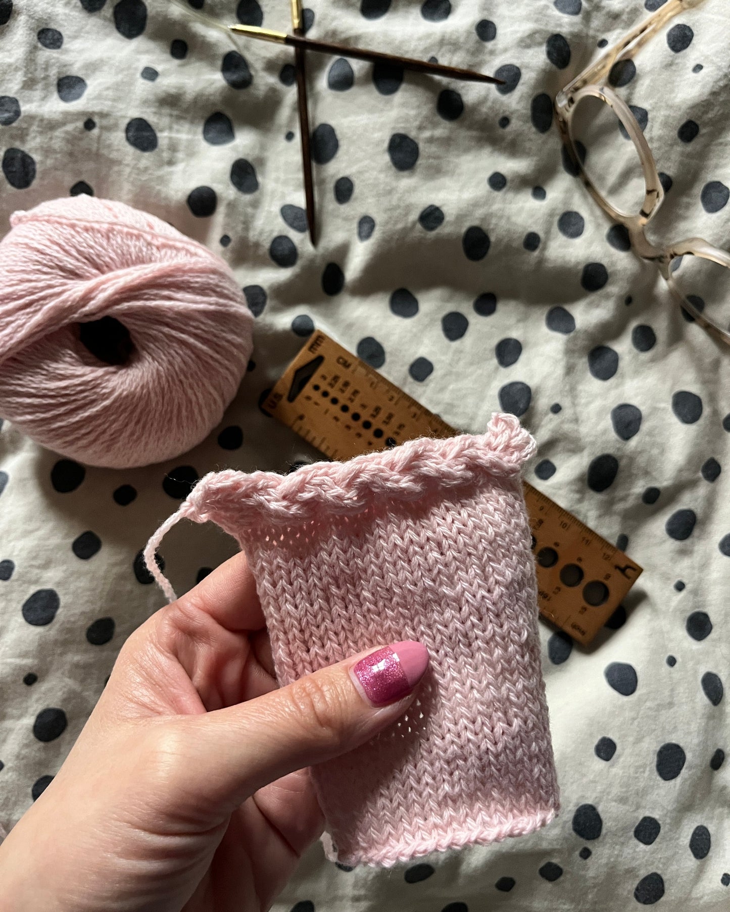 cashmere og flettet i-cord