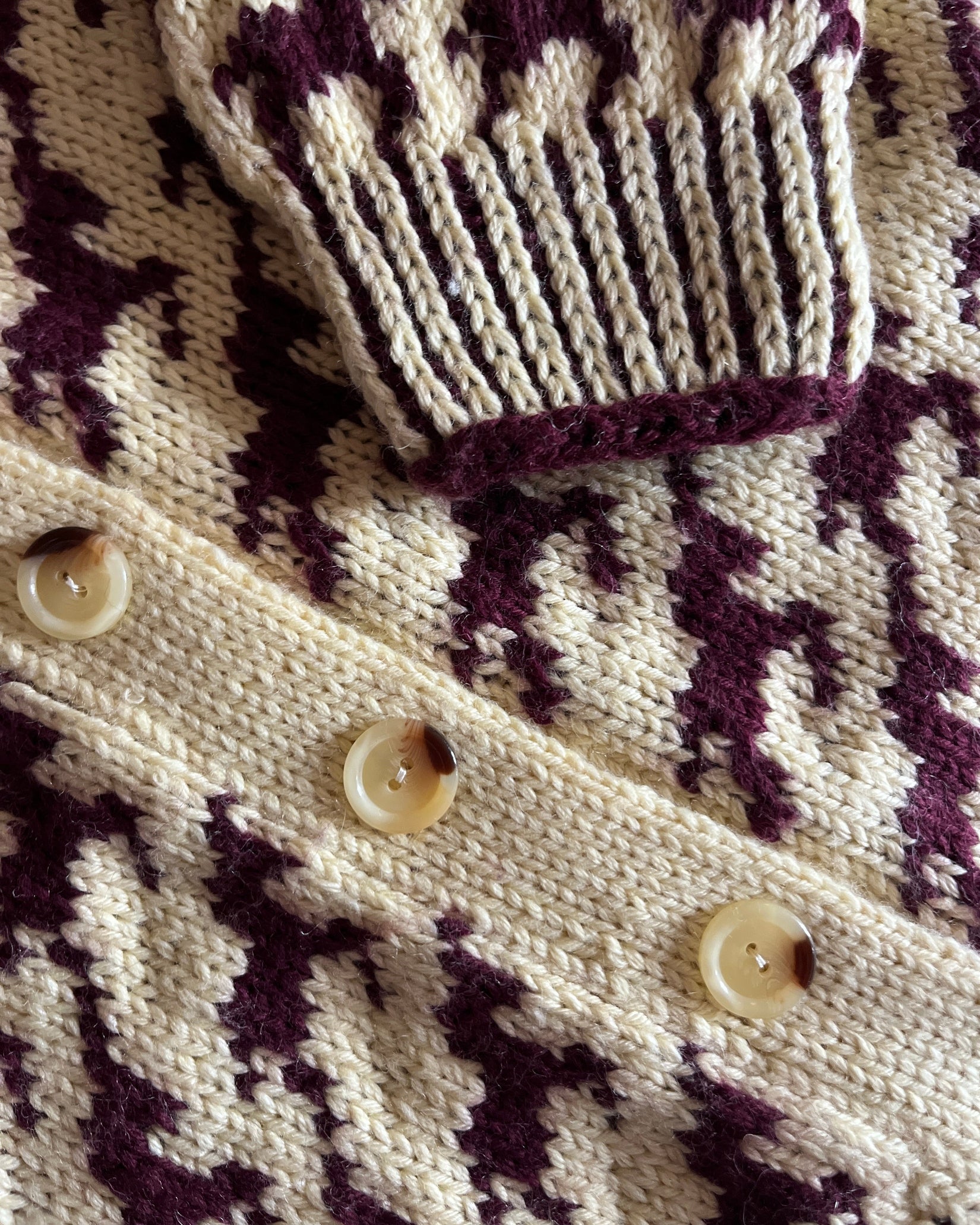 Wild Horses Cardigan Junior English – Popknit