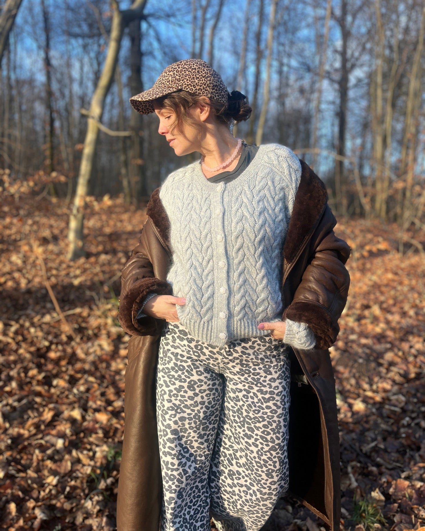 Let's Twist Again Cardigan English