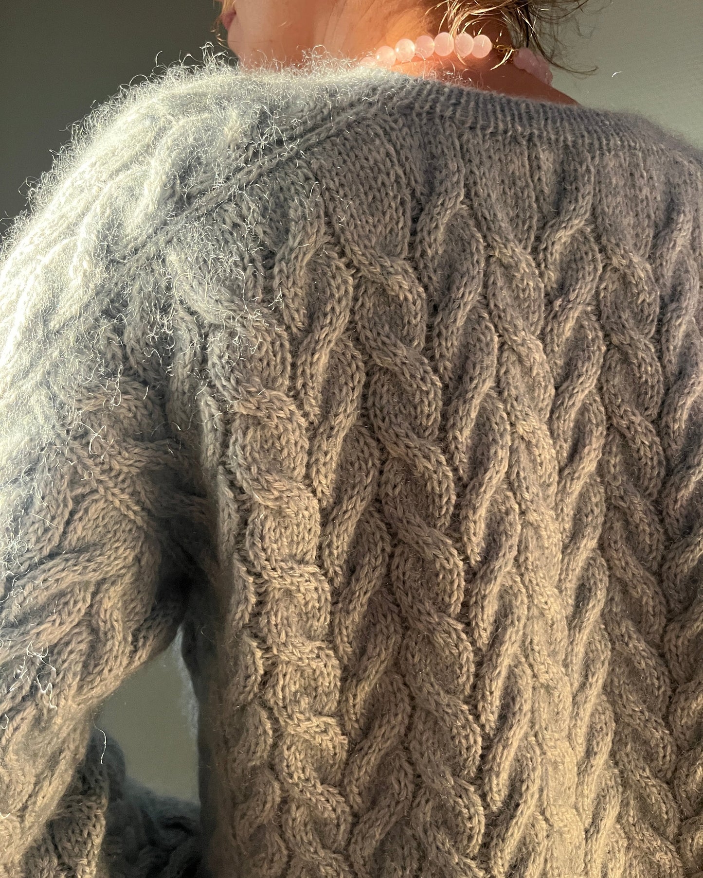 Let's Twist Again Cardigan English