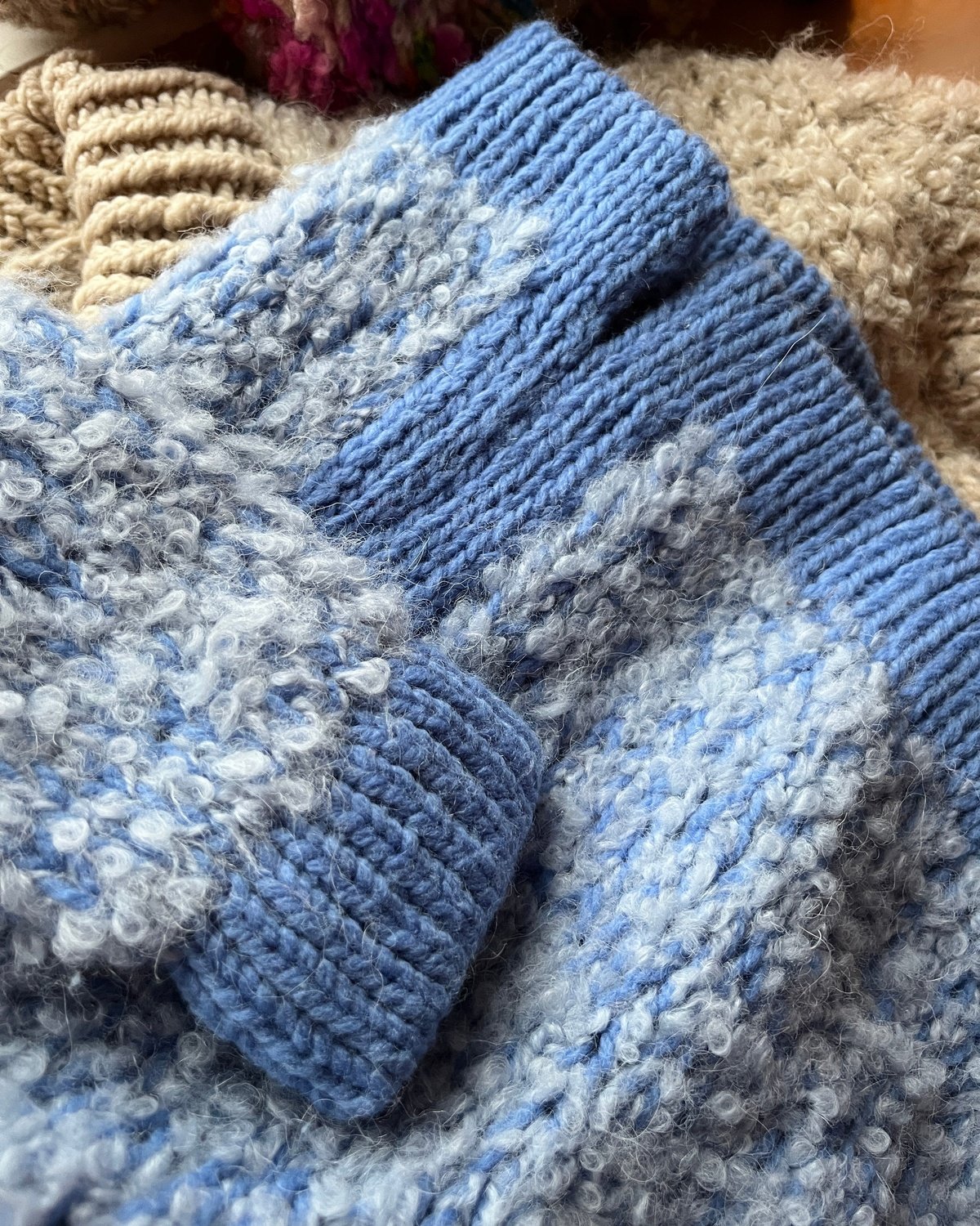 strikkeopskrift JUICY SWEATER JUNIOR DEUTSCH Popknit 