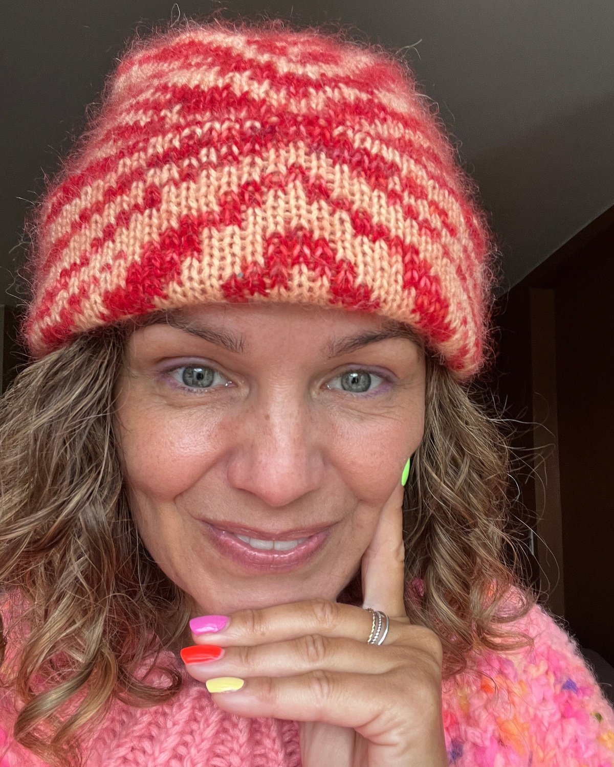 Zebra Beanie Dansk Popknit strikkeopskrift