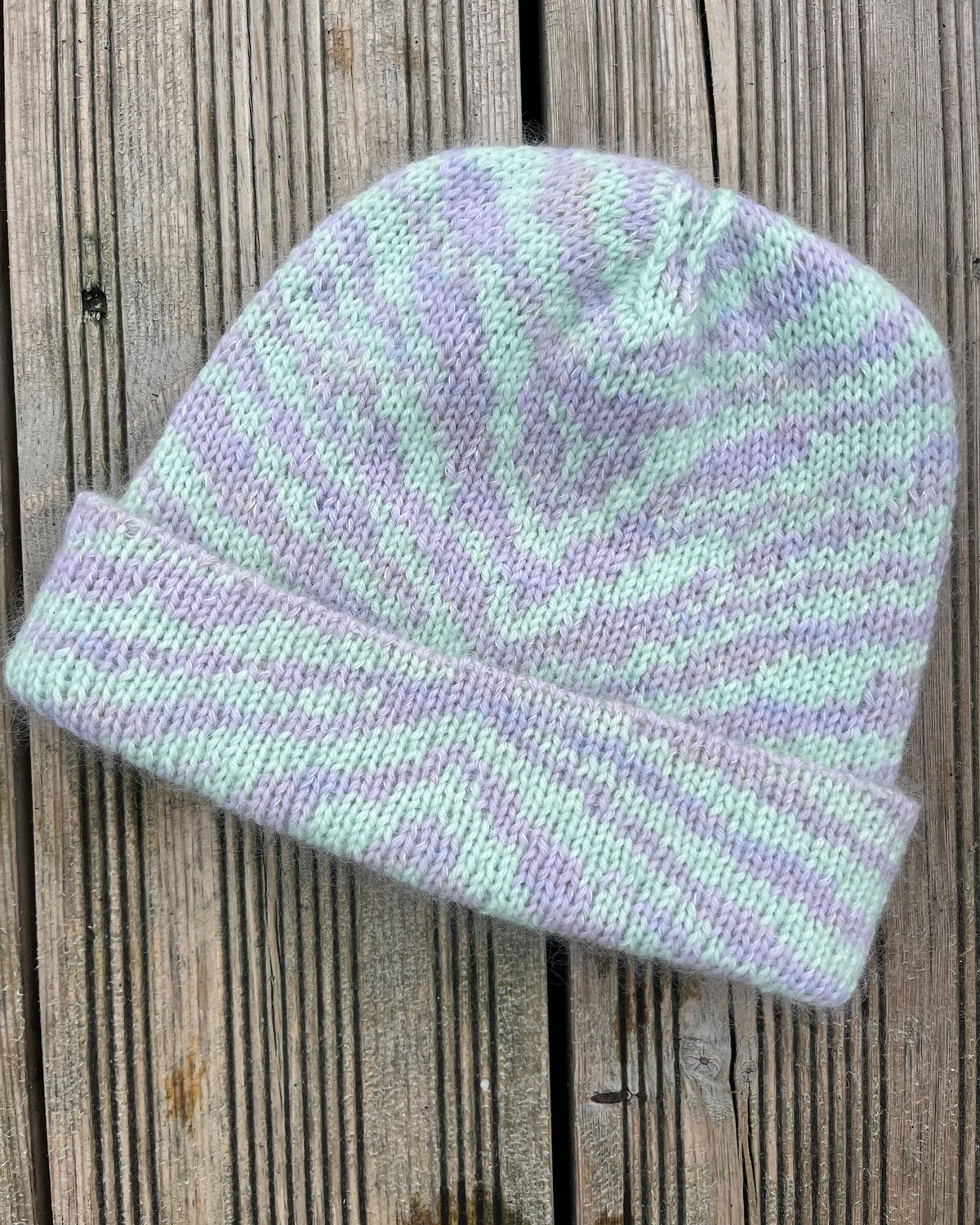 Zebra Beanie Dansk Popknit strikkeopskrift