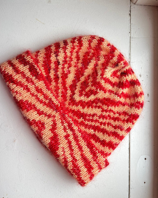 Zebra Beanie English Popknit knitting pattern