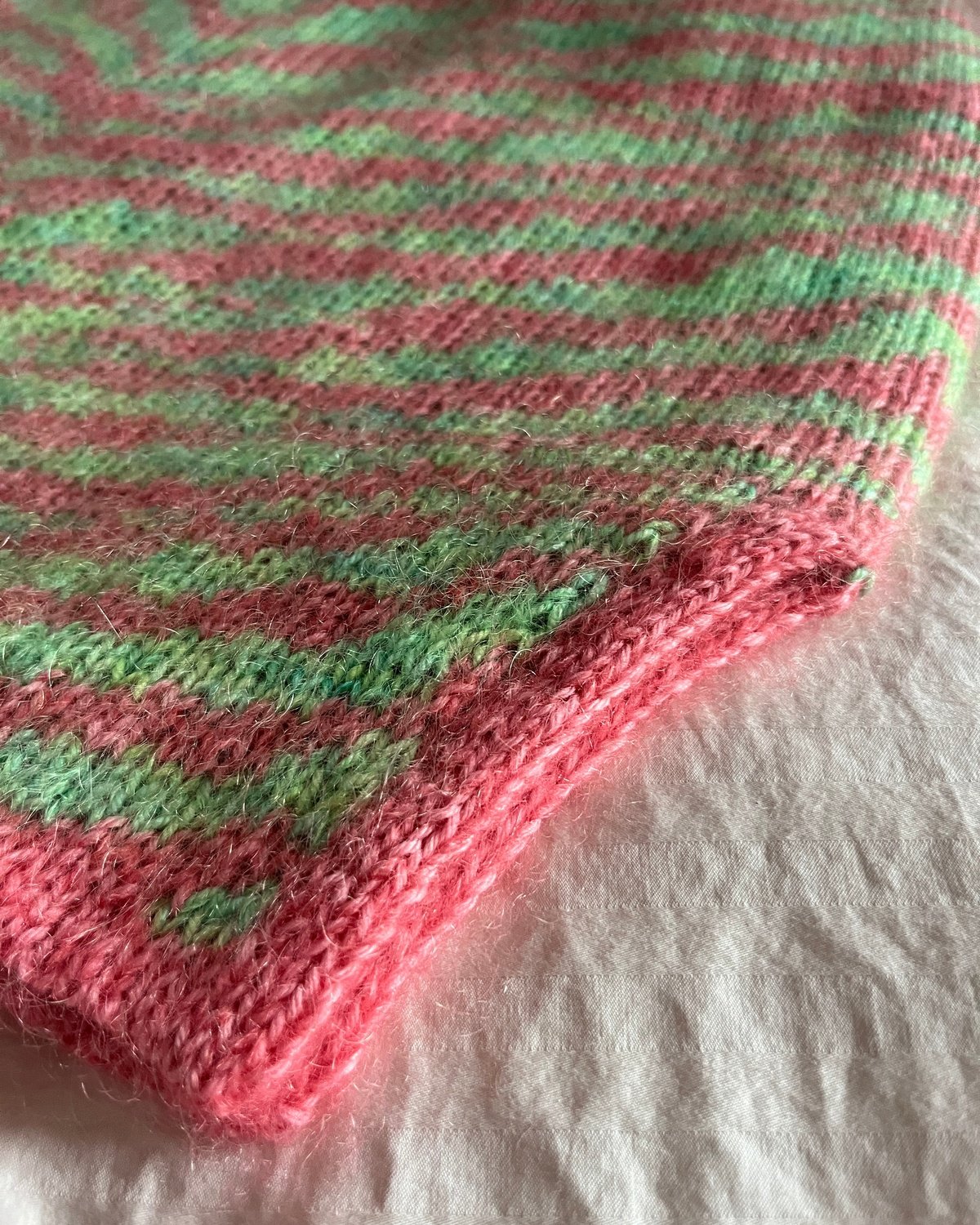 Zebra Skirt Dansk Popknit strikkeopskrift