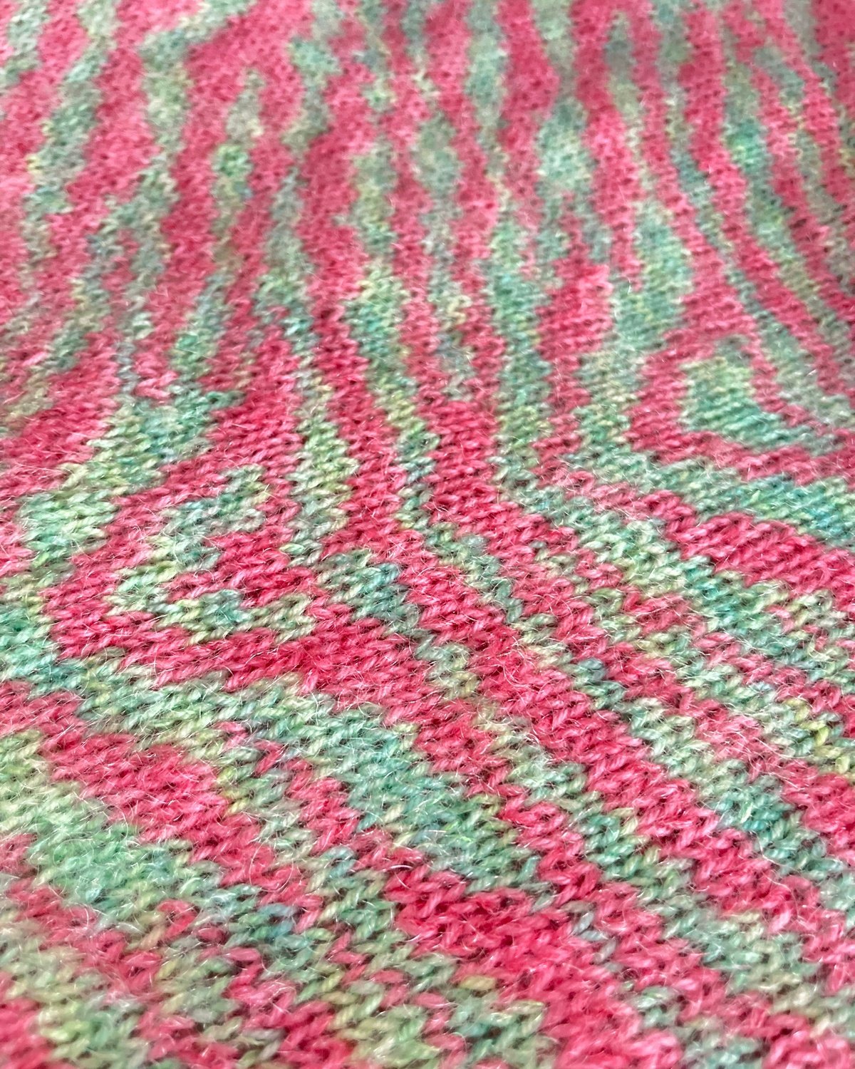 Zebra Skirt Dansk Popknit strikkeopskrift