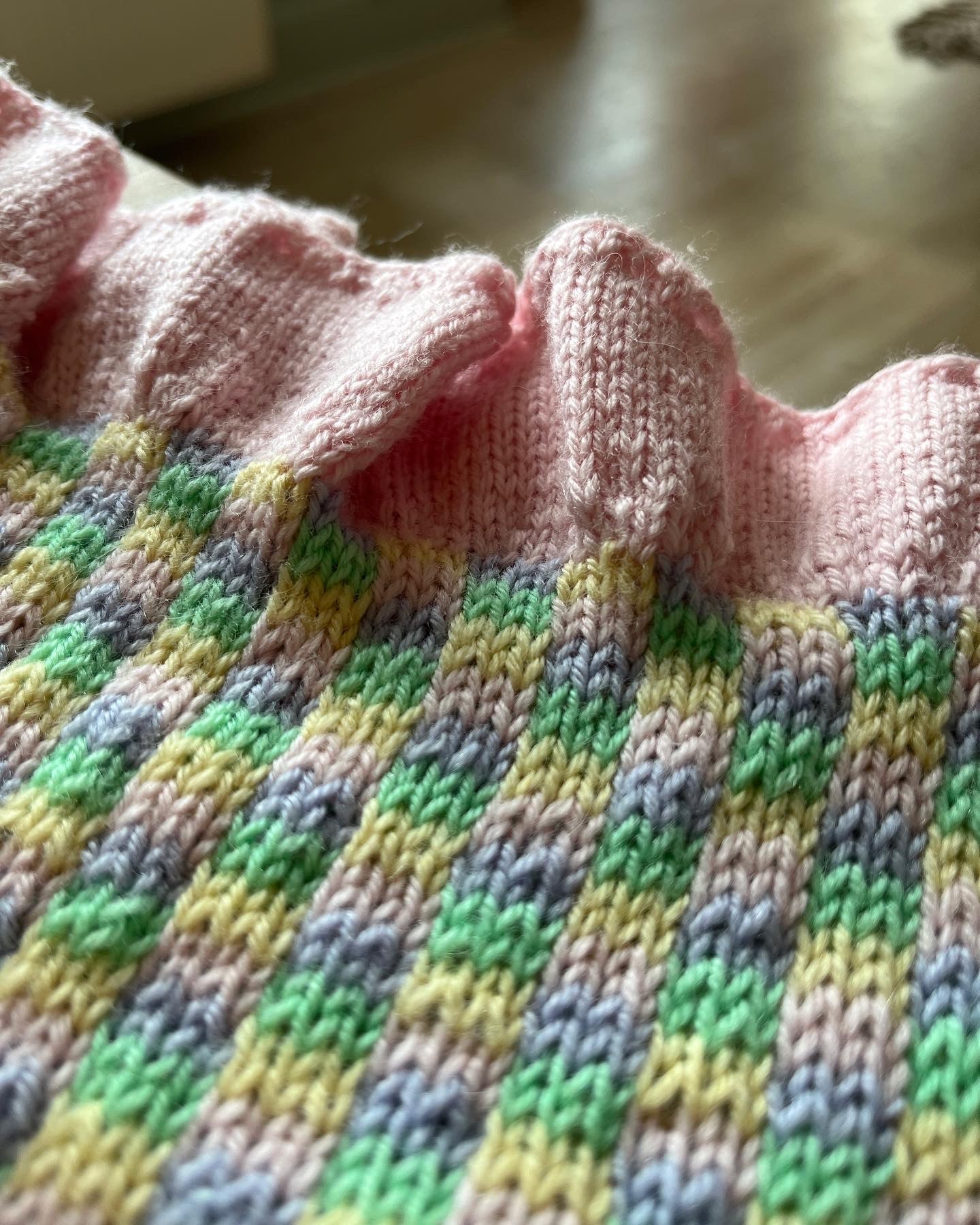 Another Brick In The Wall Shorts Dansk Popknit strikkeopskrift