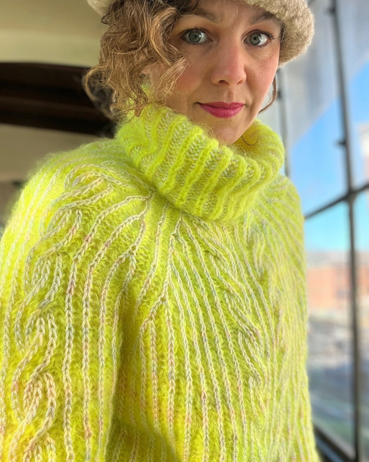 Changes Sweater Deutsch Popknit strikkeopskrift 