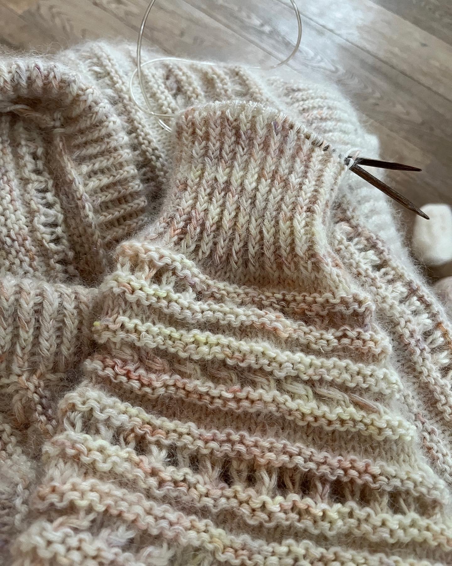 Cherish Sweater English Popknit knitting pattern