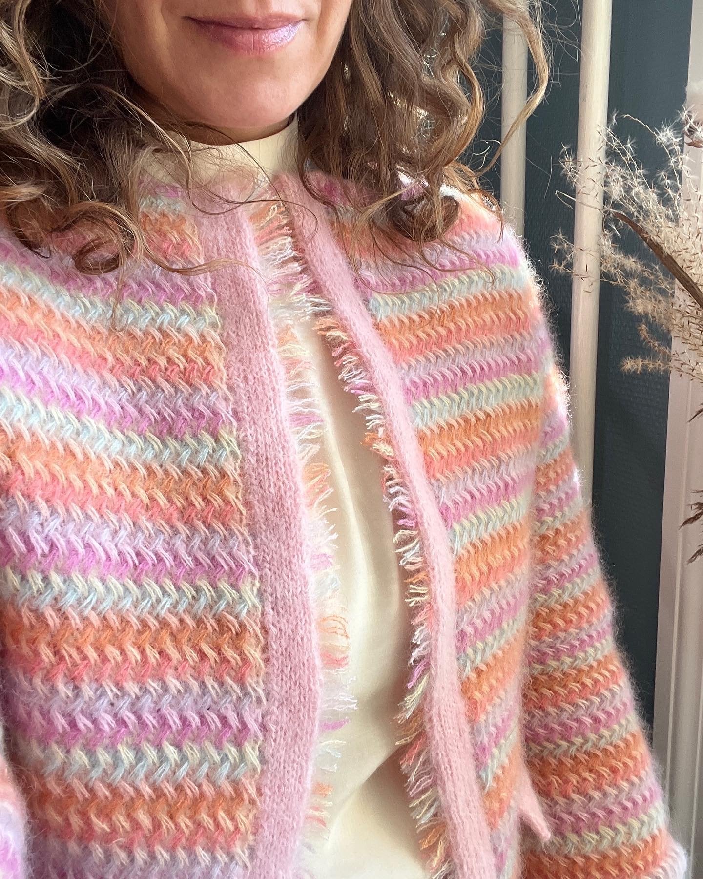 Coco Jacket Deutsch Popknit strikkeopskrift 