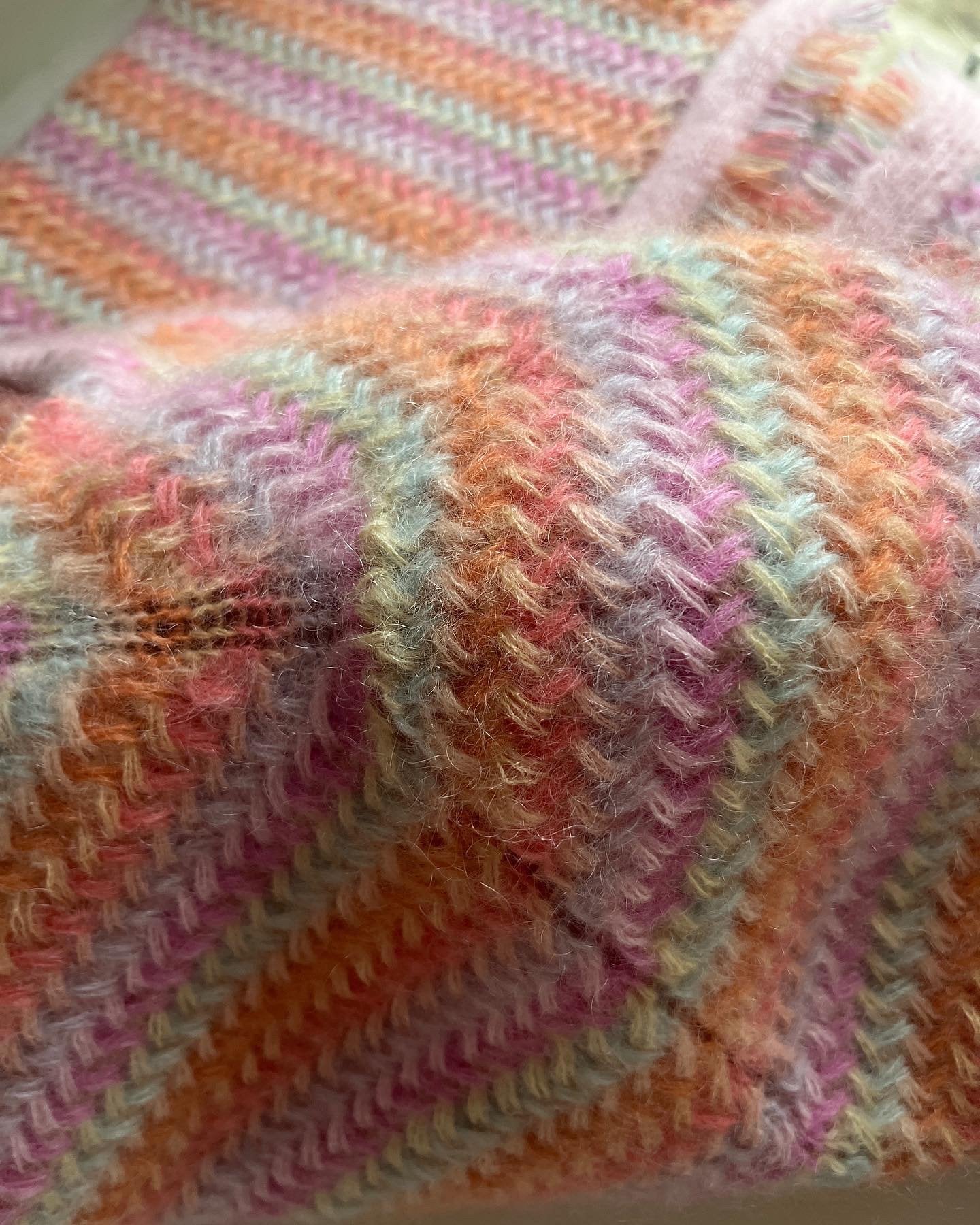 Coco Jacket Deutsch Popknit strikkeopskrift 