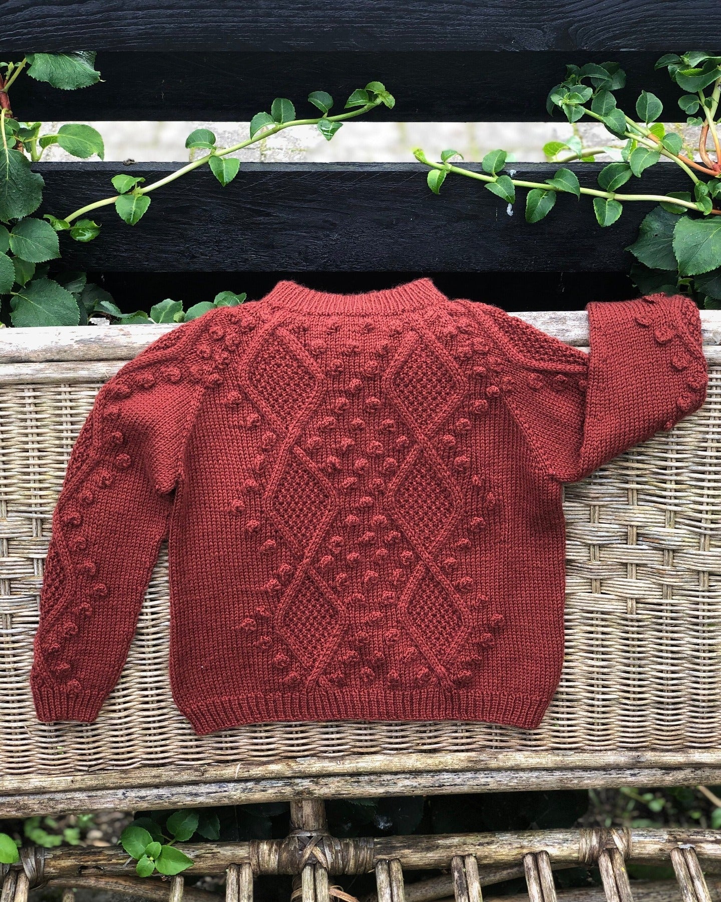 Diamonds And Pearls Sweater Junior Dansk Popknit strikkeopskrift