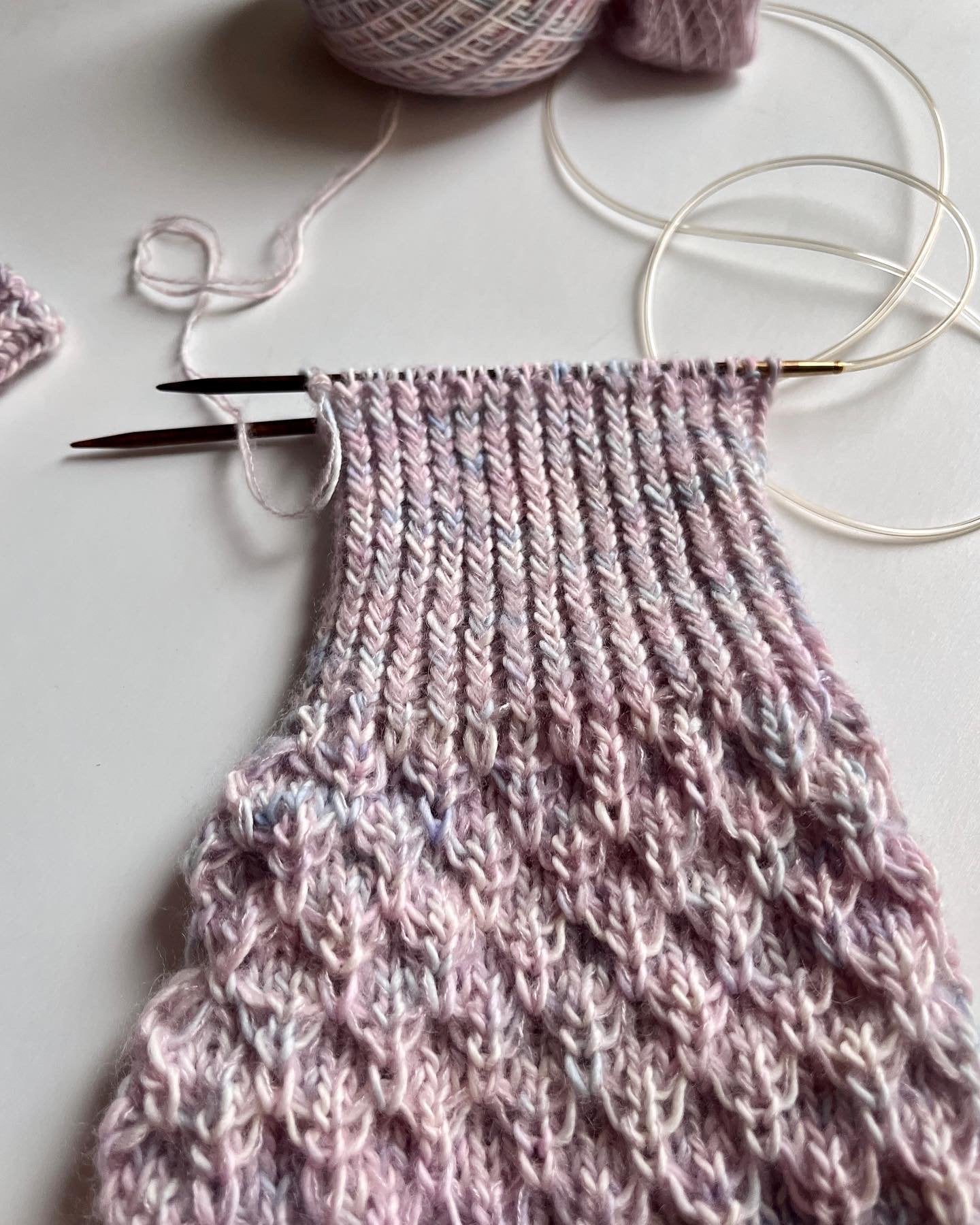 Formation Cardigan Dansk Popknit strikkeopskrift