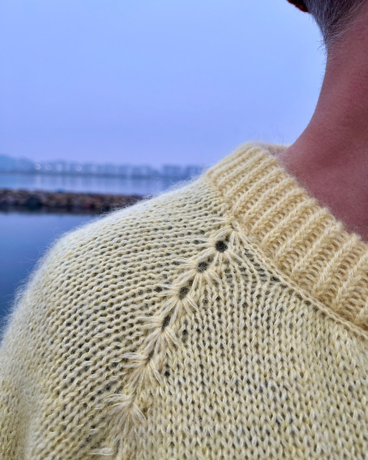 It’s A Kind of Magic Sweater Man English Popknit knitting pattern