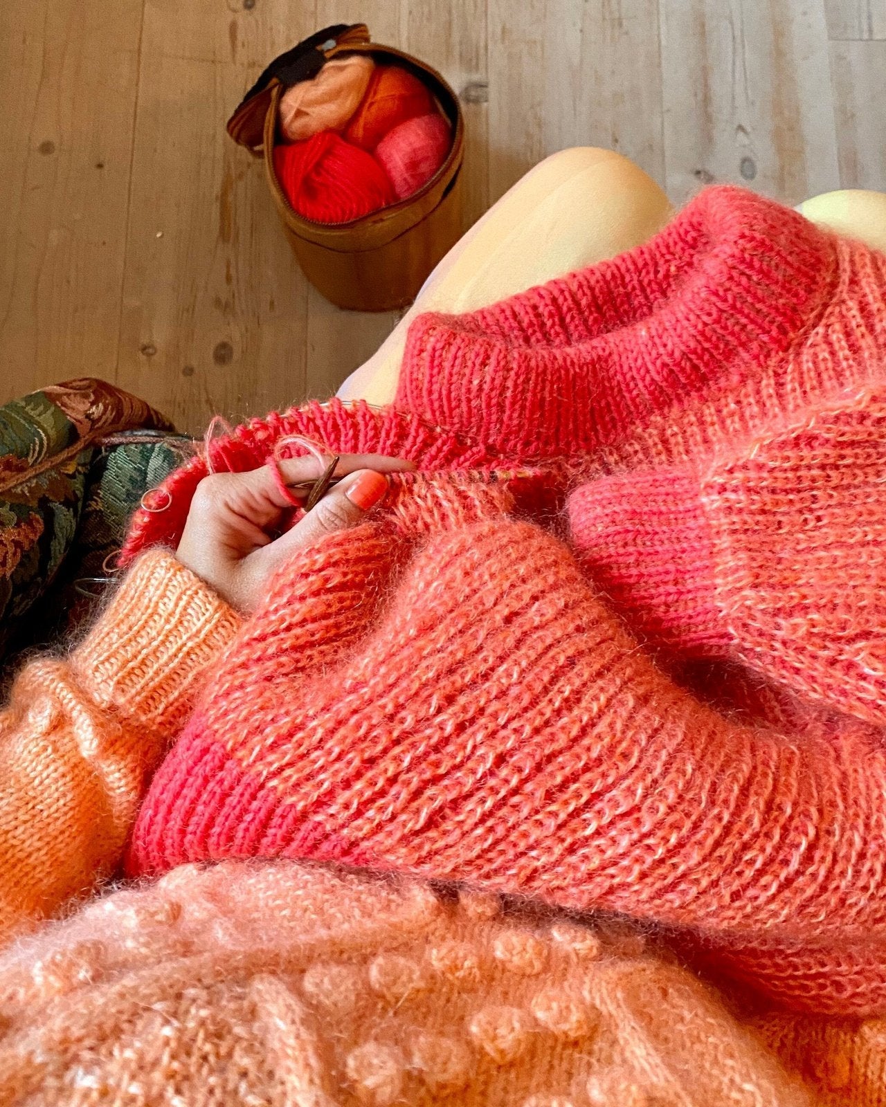 strikkeopskrift KARMA CHAMELEON SWEATER DEUTSCH Popknit 