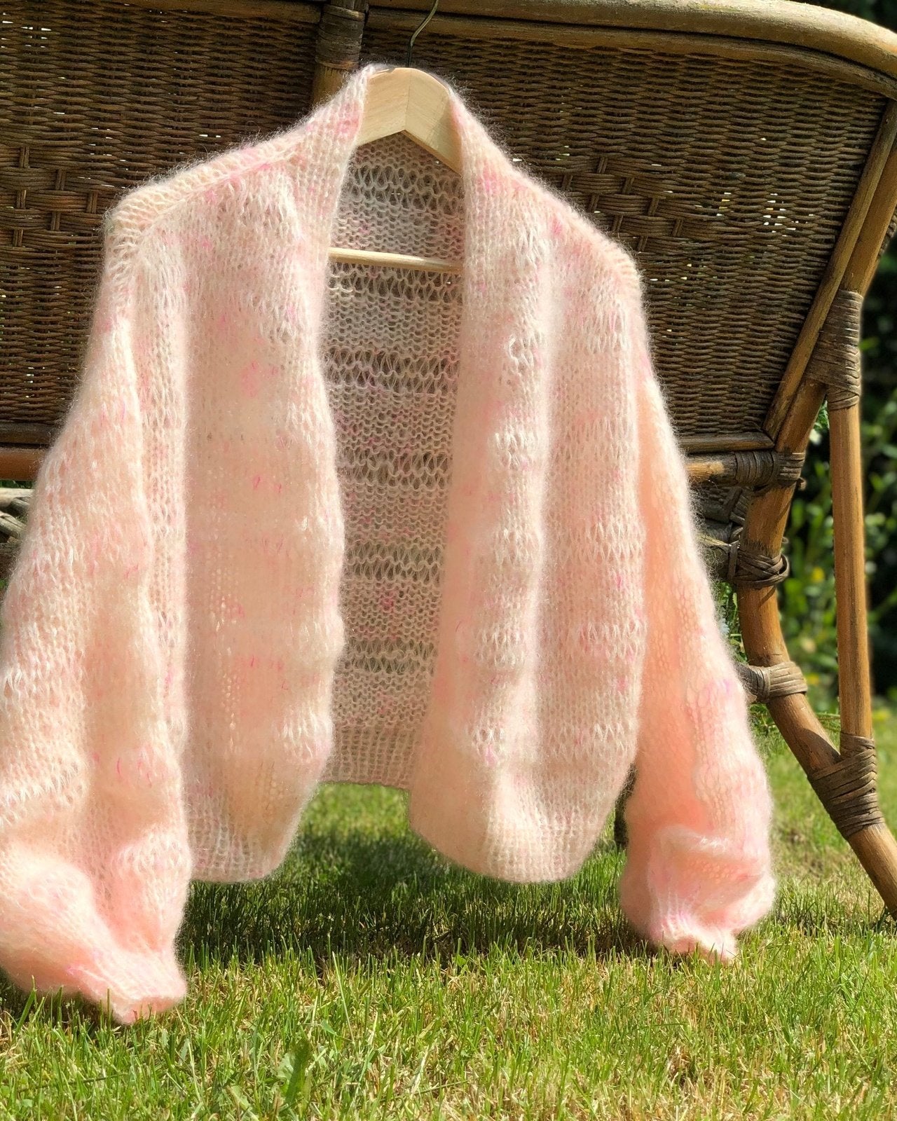 Killing Me Softly Cardigan English Popknit knitting pattern