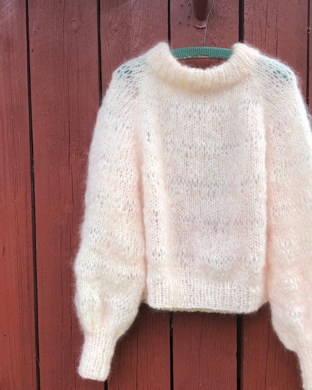 Killing Me Softly Sweater Norsk Popknit strikkeoppskrift