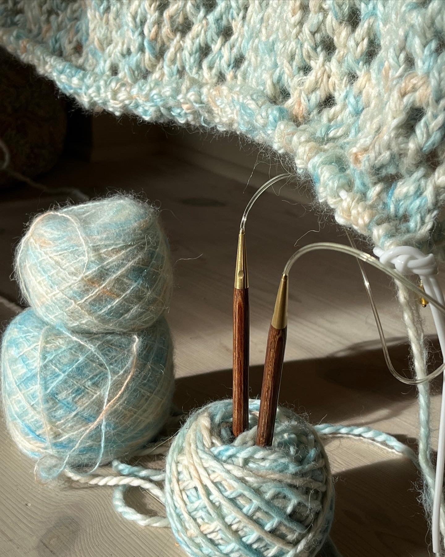 Kokomo Chunky Sweater Dansk Popknit strikkeopskrift
