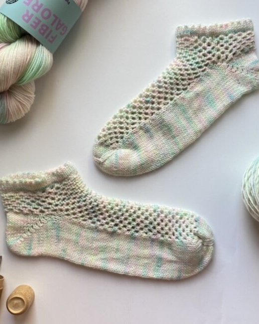 Kokomo Socks English Popknit knitting pattern