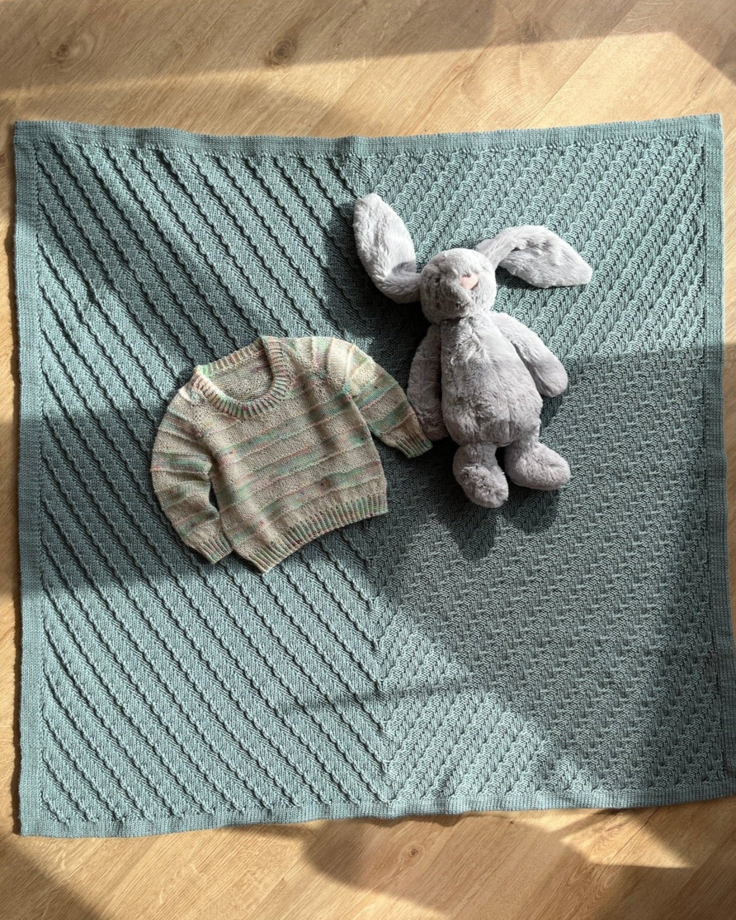 Riptide Baby Blanket Dansk Popknit strikkeopskrift