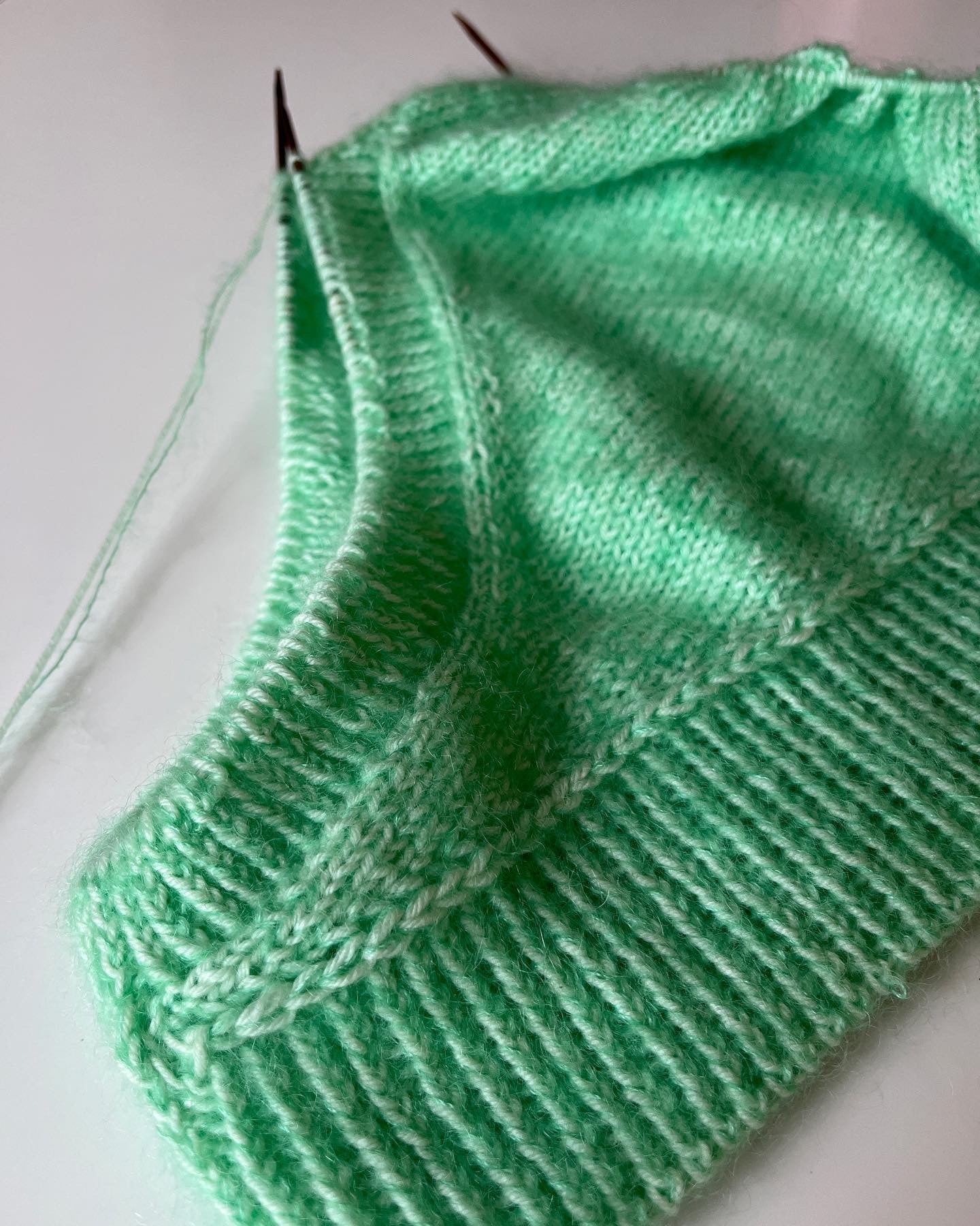 SexyBack Slipover English Popknit knitting pattern