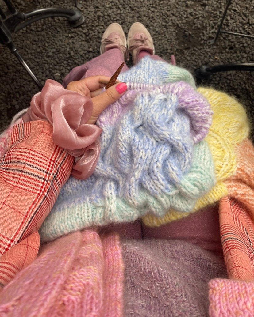 She’s A Rainbow Vest English Popknit knitting pattern