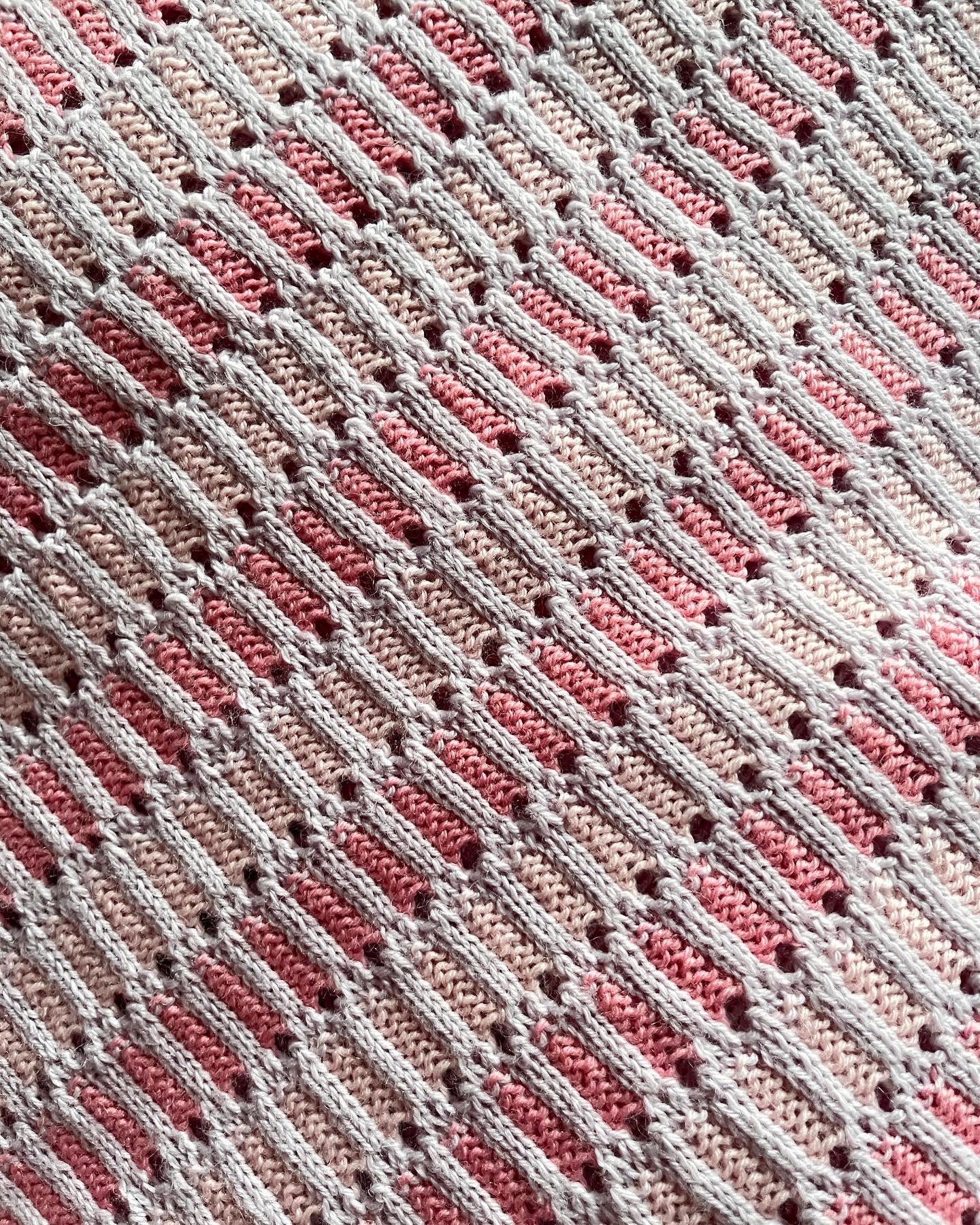 Stairway To Heaven Sweater English Popknit knitting pattern