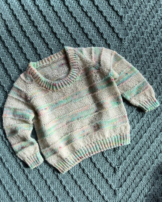 Straight Up Sweater Baby Dansk Popknit strikkeopskrift