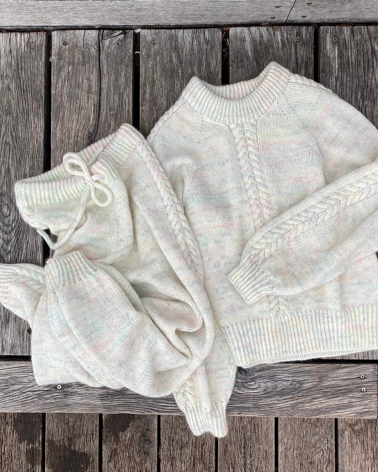 Twist And Shout Sweat Suit English Popknit knitting pattern