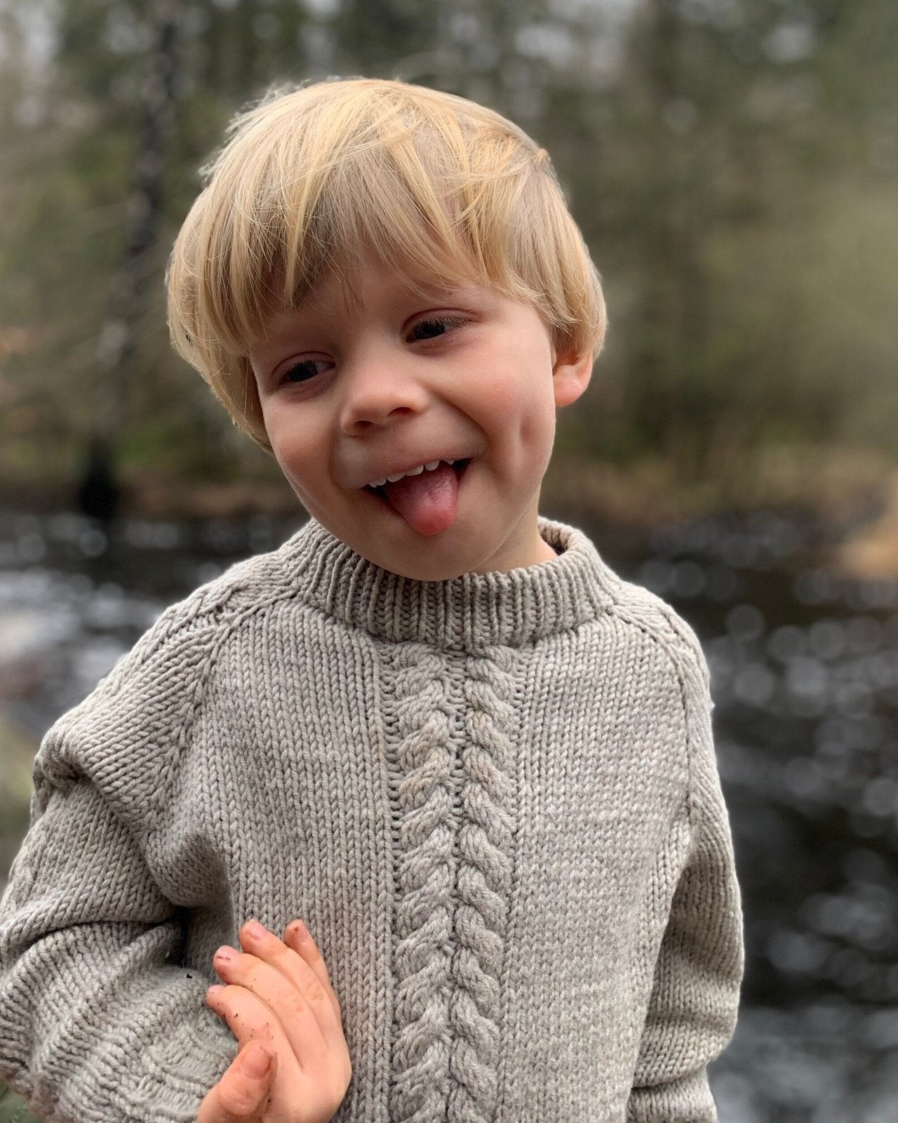 Twist and Shout Sweater Junior Dansk Popknit strikkeopskrift